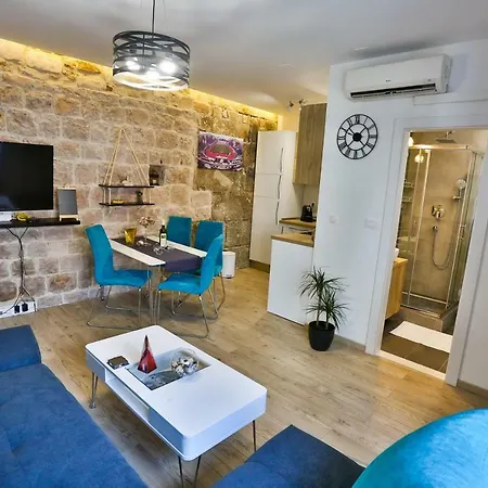 Tchiba In Diocletian's Palace شقة *