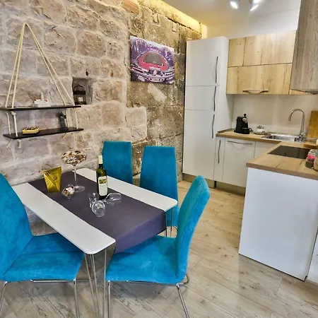 Διαμέρισμα Tchiba In Diocletian's Palace